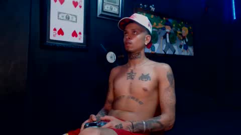 Snapshot of lilray99 chatting on December 5, 2024, 6:21 am ONLYFANS online show from December 5, 2024, 6:21 am