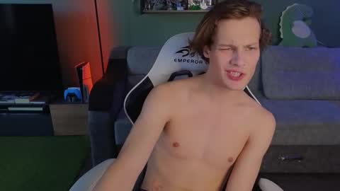 lilteddyboy online show from October 11, 2025, 1:42 pm