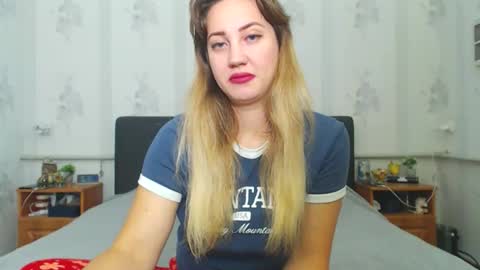Snapshot of lilu_cute25 chatting on November 15, 2025, 10:37 pm lilu_cute25 online show from November 15, 2025, 10:37 pm