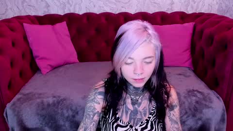 Snapshot of lilu_kayden chatting on December 15, 2024, 9:42 pm Little slave Kayden online show from December 15, 2024, 9:42 pm