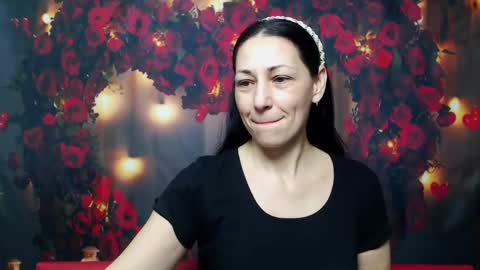 lilugrants online show from February 13, 2025, 1:19 am