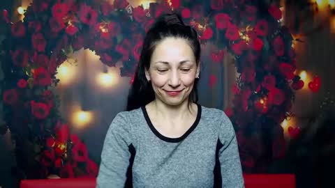 lilugrants online show from February 16, 2025, 2:42 am