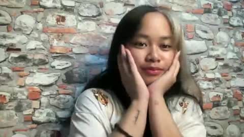 Snapshot of lilvixenbaby24 chatting on July 15, 2026, 2:44 pm lilvixenbaby24 online show from July 15, 2026, 2:44 pm
