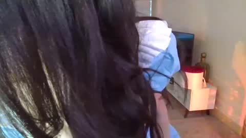 Snapshot of lilvixennn chatting on October 31, 2025, 9:38 pm Raina Ryder online show from October 31, 2025, 9:38 pm