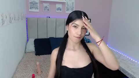  Lily  online show from May 2, 2026, 4:06 am
