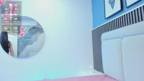  lily  online show from June 5, 2026, 6:52 am