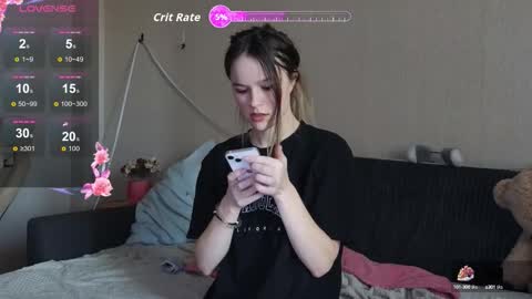 lily_and_jake online show from October 9, 2025, 5:27 am