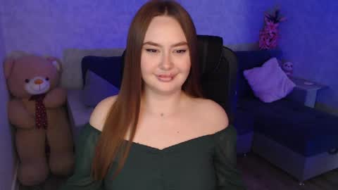 lily_baker_ online show from June 18, 2026, 9:14 am