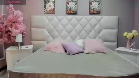 Lily online show from March 19, 2026, 12:36 am