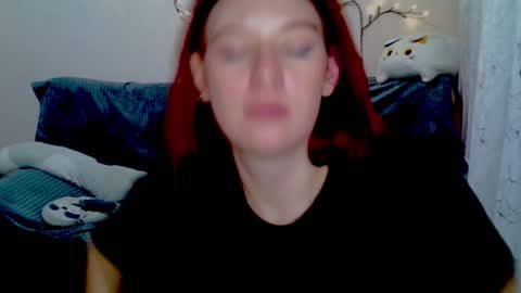 lily_ember online show from February 4, 2026, 7:09 pm