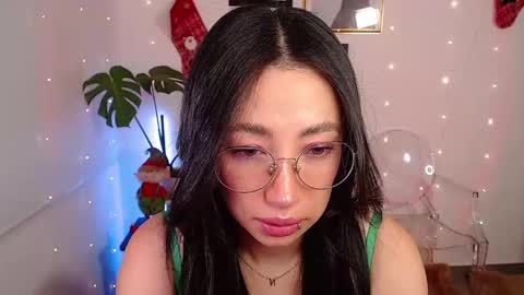 just lily online show from December 13, 2024, 11:17 pm
