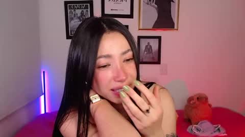 just lily online show from January 9, 2025, 3:47 am