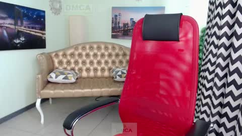 Snapshot of lily_flower7_ chatting on May 13, 2026, 6:11 am Lily online show from May 13, 2026, 6:11 am