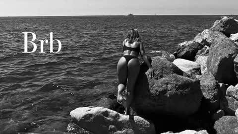 Snapshot of lily_foster_ chatting on December 12, 2024, 3:37 pm Lily online show from December 12, 2024, 3:37 pm