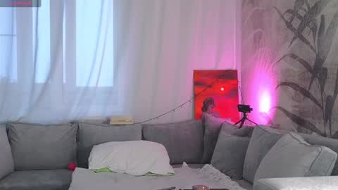 Snapshot of lily_foster_ chatting on January 11, 2025, 6:35 am Lily online show from January 11, 2025, 6:35 am