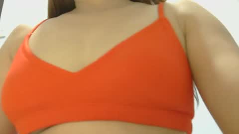 lily lively online show from July 30, 2026, 5:17 am