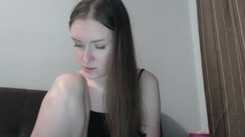 Snapshot of lily_love_x chatting on May 16, 2026, 2:19 am lily_love_x online show from May 16, 2026, 2:19 am
