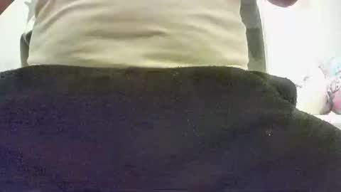 Snapshot of lily_lovelyman_ chatting on December 2, 2024, 3:37 am lily lovelyman online show from December 2, 2024, 3:37 am