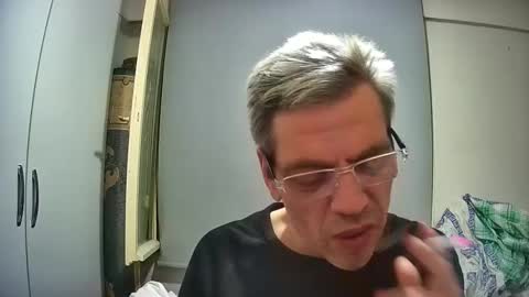 Snapshot of lily_lovelyman_ chatting on February 7, 2025, 6:24 pm lily lovelyman online show from February 7, 2025, 6:24 pm