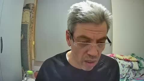 Snapshot of lily_lovelyman_ chatting on February 10, 2025, 12:18 pm lily lovelyman online show from February 10, 2025, 12:18 pm