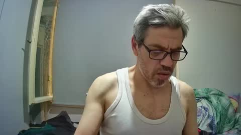 Snapshot of lily_lovelyman_ chatting on February 19, 2025, 12:55 pm lily lovelyman online show from February 19, 2025, 12:55 pm