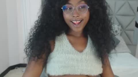 Snapshot of lily_mendoza chatting on June 30, 2026, 2:34 am lily_mendoza online show from June 30, 2026, 2:34 am