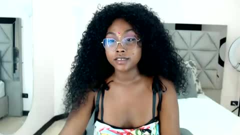 Snapshot of lily_mendoza chatting on July 8, 2026, 7:40 pm lily_mendoza online show from July 8, 2026, 7:40 pm