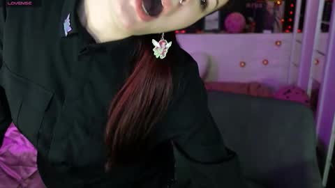 Lily online show from February 22, 2026, 7:51 am