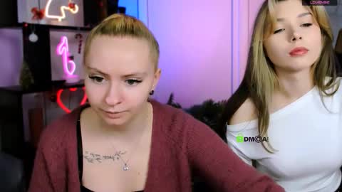 Lily online show from January 11, 2026, 7:19 pm