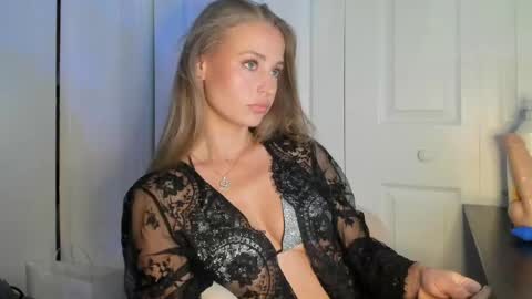 lily_prima online show from May 14, 2026, 1:12 am
