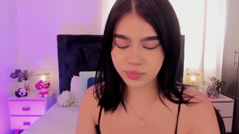 Snapshot of lily_woodz chatting on July 5, 2026, 2:24 pm LilyWoodz online show from July 5, 2026, 2:24 pm