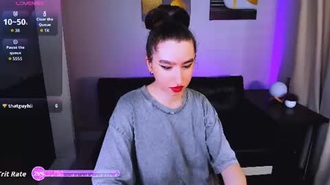 Snapshot of lily_xbaby chatting on June 13, 2026, 2:15 pm LILY online show from June 13, 2026, 2:15 pm