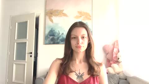 Snapshot of lilycandy_ chatting on April 17, 2026, 10:18 am lilycandy_ online show from April 17, 2026, 10:18 am