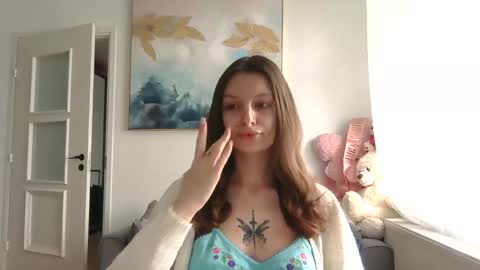 Snapshot of lilycandy_ chatting on April 22, 2026, 10:28 am lilycandy_ online show from April 22, 2026, 10:28 am