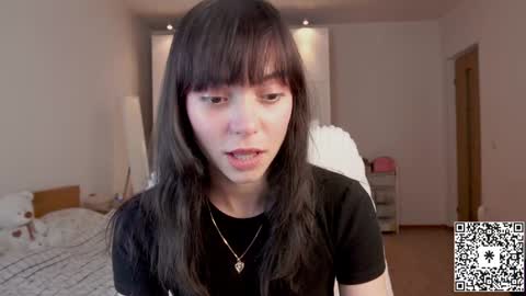 Lily   online show from December 3, 2024, 4:39 pm