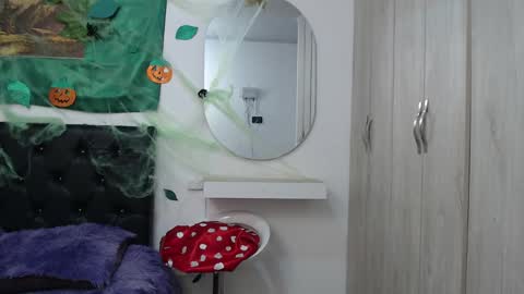 lilyfox23 online show from October 11, 2025, 12:32 am