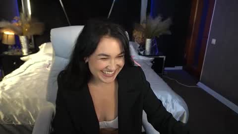 Snapshot of lilyfoxyy chatting on November 8, 2025, 2:50 pm Lily online show from November 8, 2025, 2:50 pm