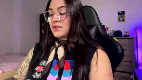 Snapshot of lilyhotson chatting on June 22, 2026, 11:57 pm Lily online show from June 22, 2026, 11:57 pm