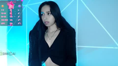 Liliana louise online show from February 9, 2026, 1:53 am