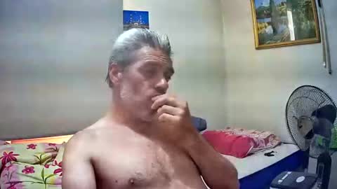 Snapshot of lilylovelyman50 chatting on July 16, 2026, 7:25 am lilylovelyman50 online show from July 16, 2026, 7:25 am