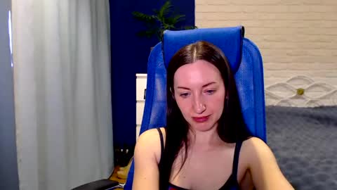 Lily online show from April 29, 2026, 8:40 am