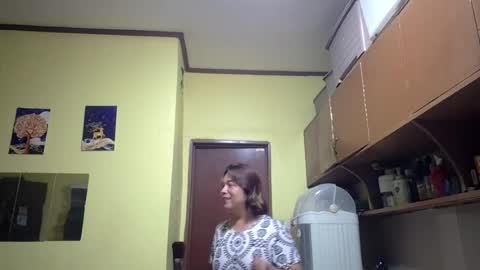 Snapshot of lilysette chatting on August 2, 2026, 5:55 pm lilysette online show from August 2, 2026, 5:55 pm