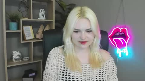 Lily online show from May 3, 2026, 6:30 am