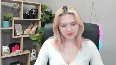 Lily online show from July 14, 2026, 10:21 am