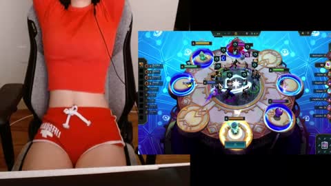 Snapshot of lilythrone chatting on January 8, 2025, 6:20 pm Lily Rone online show from January 8, 2025, 6:20 pm