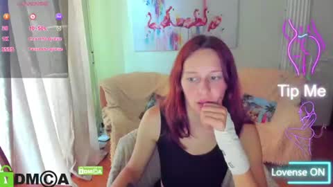 Snapshot of lilyviolet7 chatting on June 16, 2026, 8:06 am Hi Im Lily online show from June 16, 2026, 8:06 am
