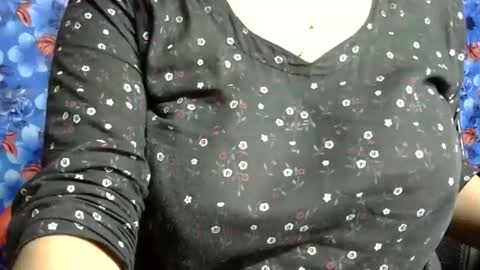 limaakter246618 online show from October 2, 2025, 9:55 pm