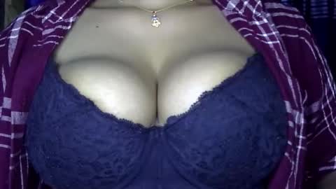 limaakter246618 online show from February 10, 2026, 10:52 am