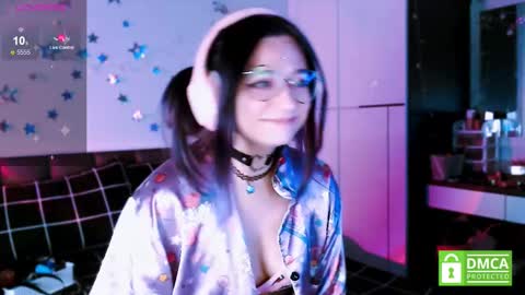 Snapshot of lina2d_tyan chatting on December 3, 2024, 11:22 am Lina2D tyan online show from December 3, 2024, 11:22 am