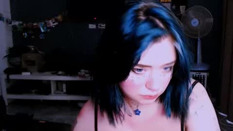 Snapshot of lina2d_tyan chatting on October 6, 2025, 3:15 am Lina2D tyan online show from October 6, 2025, 3:15 am